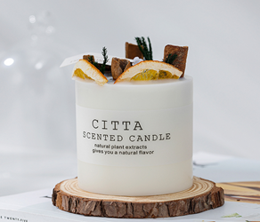 Свеча ароматизированная Sweet&Home (c ароматом грейпфрута, муск.ореха, кардамона, розы, пачули)