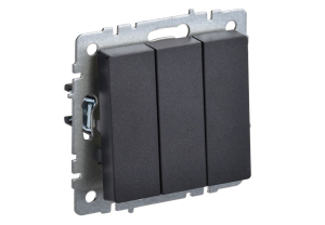 Черный выключатель трехклавишный 10А ВС10-3-0-БрЧ