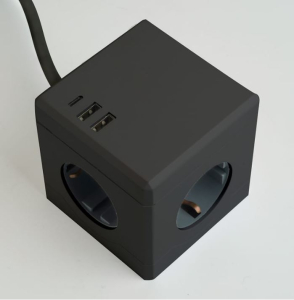 Удлинитель 3-местный c/з , 3x1мм2, 1.5м, серия Comfort, HM10-41-01, черный (25)