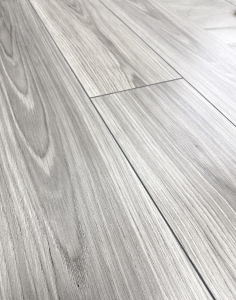 Ламинат Strong GW 4V фаска Дуб Реми 1380*190*8мм. (0,2622) 1/8 (480)