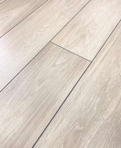 Ламинат Romantica GW 4V фаска Дуб Капучино 1380*190*8мм. (0,2622) 1/8 (480)