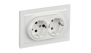 Шампань розетка двойная с заземлением без защитных шторок 16А в сборе РС12-3-БрШ