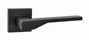 Ручка дверная Puerto 03 "Канноли", квадр. накладка, черный (20)