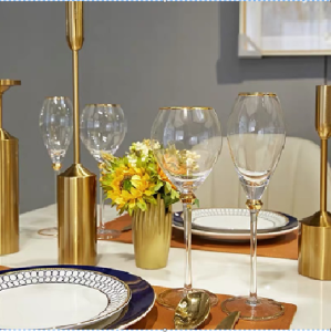 Бокал для вина с золотой каемкой  420мл